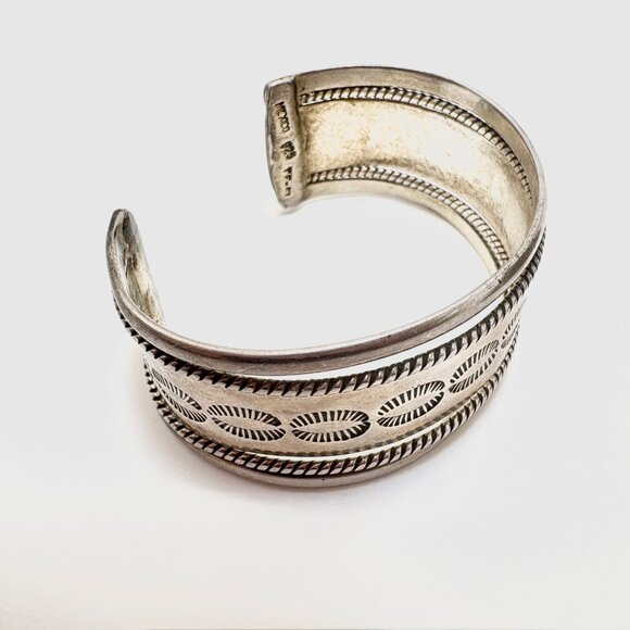 VTG Solid Sterling Silver 925 Etched Textured Open Cuff Bracelet Size 7.5" Fit - Picture 6 of 13